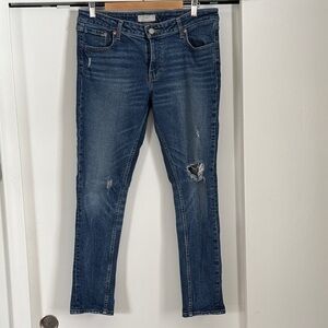 Levi's Dark Blue Ripped Skinny Jeans